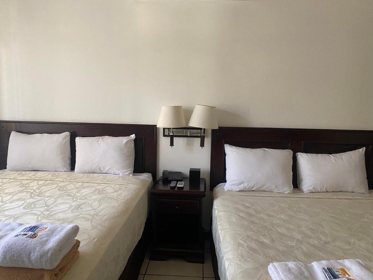 Hotel Nacazcol - Playas Del 3*